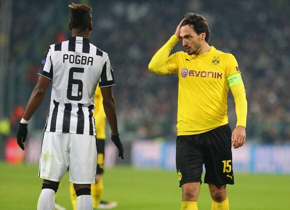 Dienstag 24.02.2015, Saison 2014 2015, UEFA Champions League, Achtelfinale Hinspiel im Turiner Juventus-Stadium, Juventus Turin - BVB Borussia Dortmund, Paul Pogba (Turin) und Mats Hummels (BVB) fasst sich an die Haare