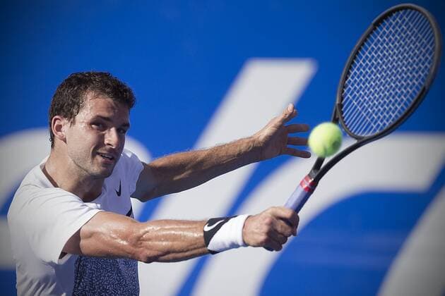 ACAPULCO, Feb. 25, 2015 -- Grigor Dimitrov returns the ball during the men s single at the Abierto Mexicano Telcel tennis tournament in Acapulco Feb. 25, 2015. (SP) ACAPULCO-TENNIS-OPEN AlejandroxAyala 