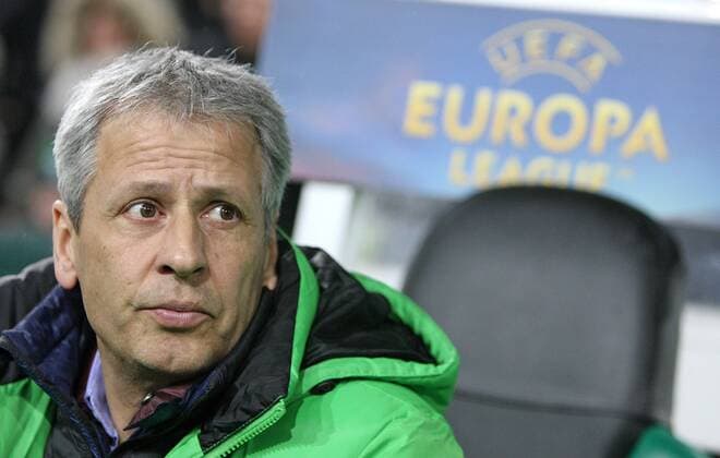 26.02.2015, Fussball Europaleague 2014 2015, Zwischenrunde, Borussia Mönchengladbach - FC Sevilla, im Stadion im Borussia-Park, Mönchengladbach. Trainer Lucien Favre (Gladbach) 