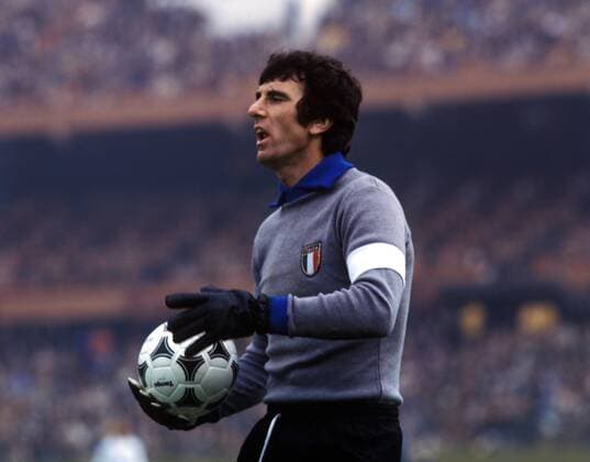 Weltmeisterschaft Zweite Runde, BR Deutschland - Italien in Buenos Aires: Torwart Dino Zoff (Italien)