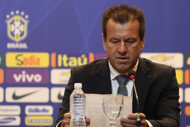 Rio de Janeiro RJ - Brazilian team coach Carlos Dunga calls the player for the next two friendly matches of Brazil, March 5 in the auditorium of the headquarters of the CBF, in Barra da Tijuca in Rio de Janeiro.  MarlonxFalcao