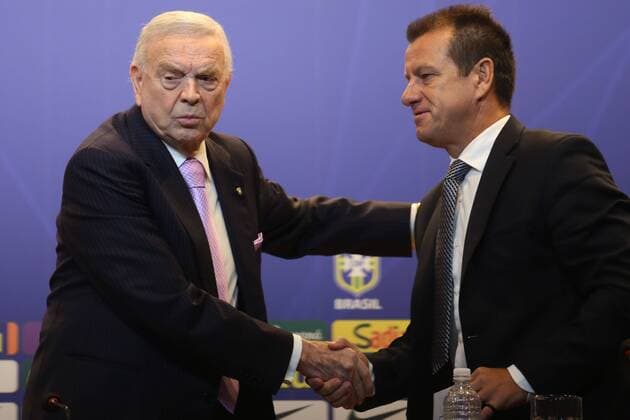 Rio de Janeiro RJ - Brazilian team coach Carlos Dunga calls the player for the next two friendly matches of Brazil, March 5 in the auditorium of the headquarters of the CBF, in Barra da Tijuca in Rio de Janeiro. Here pictured with CBF president Jose Maria Marin.  MarlonxFalcao