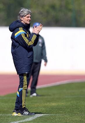 v.li.: Trainerin Pia Sundhage (Schweden, Head Coach) applaudiert, Applaus, klatscht in die Hände, klatschen Fussball, Algarve Cup 2015, Schweden - Brasilien, xmrx