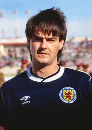 Football - 1987 1988 International Friendly Länderspiel - Malta 1 Scotland 1 Scotland s Steve Clarke at the National Stadium, Ta Qali. 22 03 1988 