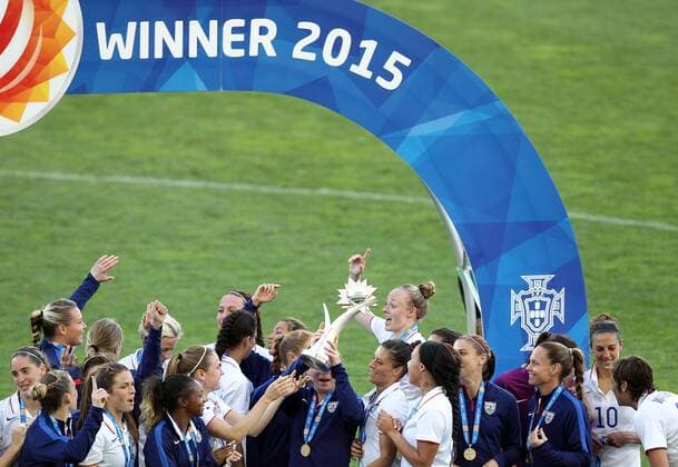 v.li.: Siegerfoto USA, Sieger, Gewinner Fussball, Algarve Cup 2015, USA - Frankreich, xmrx