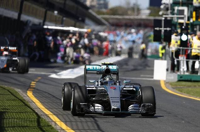 Motorsports: FIA Formula One World Championship WM Weltmeisterschaft 2015, Grand Prix of Australia, 6 Nico Rosberg (GER, Mercedes AMG Petronas Formula One Team), xHOCHxZWEIx