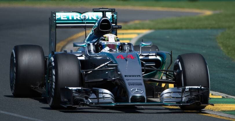 (150313) -- MELBOURNE, March 13, 2015 -- Mercedes AMG Petronas Formula One driver Lewis Hamilton of Britain races during the first practice session ahead of Australian Formula One Grand Prix at Albert Park in Melbourne, Australia, March 13, 2015. ) (SP)AUSTRALIA-MELBOURNE-F1-PRACTICE SEESION BaixXue 