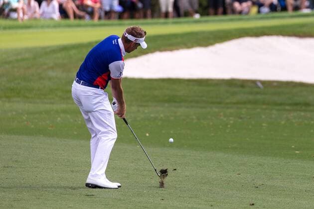 3 13 2015 - Palm Harbor FL, USA - Ian Poulter with a shot on hole 1 at the Innisbrook Resort (Copperhead) in Palm Harbor FL. DelMecum Cal Media PGA Golf Herren Golf 2015: Valspar Championship Round 2 MARCH 13 - ZUMAc04_