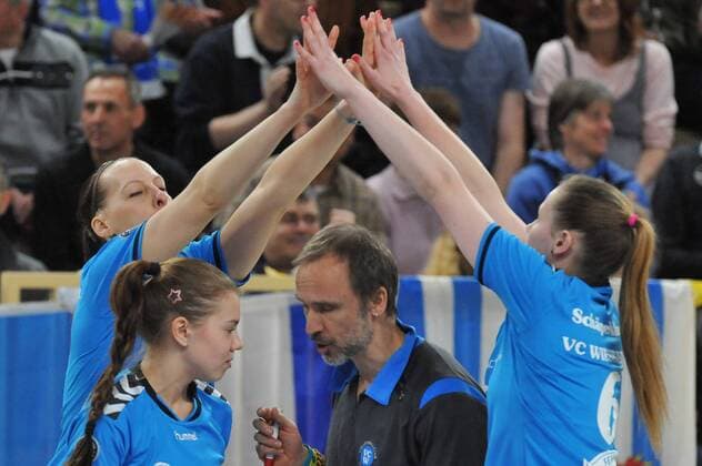 14.03.2015, xtkx, Volleyball 1.Bundesliga Damen Play Offs 1 4 Finale, VC Wiesbaden - SC Potsdam, v.l. Regina Mapeli Burchardt (VC Wiesbaden), Regina Schaeperklaus (VC Wiesbaden),