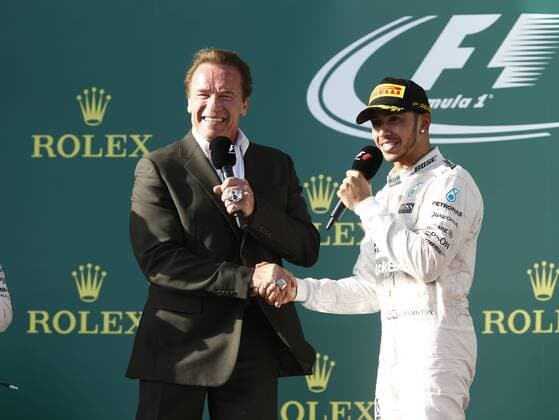 Motorsports: FIA Formula One World Championship WM Weltmeisterschaft 2015, Grand Prix of Australia, Arnold Schwarzenegger, 44 Lewis Hamilton (GBR, Mercedes AMG Petronas Formula One Team), xHOCHxZWEIx