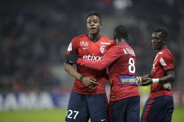 joie des joueurs de Lille apres le but de Divock ORIGI (lille) FOOTBALL : Losc vs Rennes - Ligue 1 - 15 03 2015 JBAutissier Panoramic 
