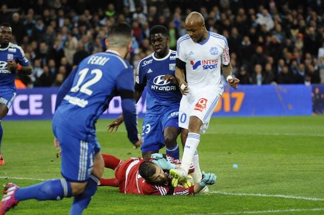 Ayew (OM) - Lopes (OL) FOOTBALL : Marseille vs Lyon - Ligue 1 - 15 02 2015 FranckPennant Panoramic 