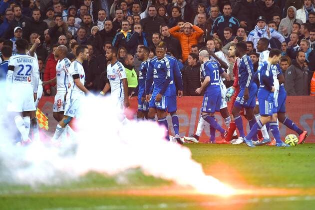 JEREMY MOREL (om) - Bengalo FOOTBALL : Olympique Marseille vs Olympique Lyon - Ligue 1 - 15 03 2015 FEP 