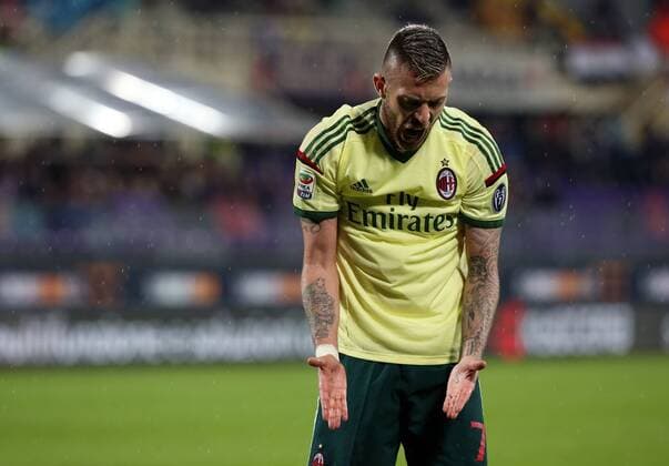 16.03.2015. Artemio Franchi stadium, Firenze, Italy. Serie A football. Fiorentina versus AC Milan. Menez frustrated by the play xPaoloxNuccix  ActionPlus11605514