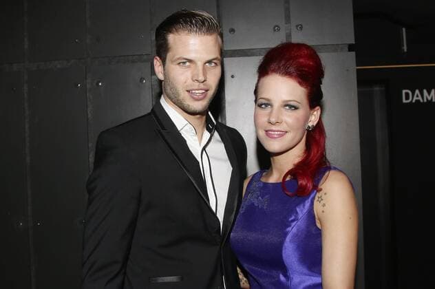 Dennis Diekmeier mit Gattin Dana Diekmeier bei der Premiere des Musicals We Will Rock You im Mehr! Theater. Hamburg, 16.03.2015 Foto:xgbrcix xFuturexImage