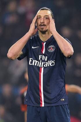 deception de Zlatan Ibrahimovic (PSG) FOOTBALL : Paris St. Germain (PSG) vs FC Lorient - Ligue 1 2014 2015 - 20 03 2015 JBAutissier Panoramic 