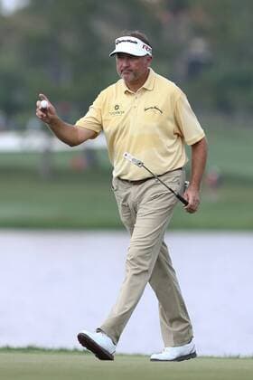 March 20, 2015 - Orlando, Florida, United States - Kenny Duke waves to the crowd after making birdie on the 6th hole during the second round of the Arnold Palmer Invitational presented by MasterCard at Bay Hill Club & Lodge. PGA Golf Herren 2015 - Arnold Palmer Invitational Presented by MasterCard - Second Round - ZUMAw109