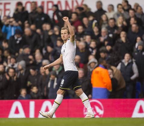 21.03.2015. London, England. Barclays Premier League. Tottenham Hotspur versus Leicester. Tottenham Hotspur s Harry Kane celebrates his third goal of the game and hat trick performance with the penalty. xNigelxCookex  ActionPlus11607001