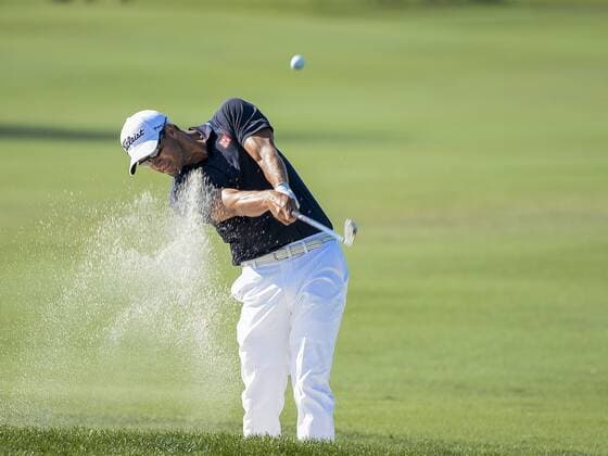 March 21, 2015 - Orlando, FL, U.S: Adam Scott of Australia hits from the fairway bunker on 1 during third round golf action of the Arnold Palmer Invitational presented by Mastercard held at Arnold Palmer s Bay Hill Club & Lodge in Orlando, FL PGA Golf Herren 2015: Arnold Palmer Invitational Round 3 MAR 21 - ZUMAcg2_