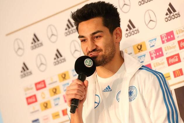 23.03.2015, xjfx, Fussball International, DFB Pressekonferenz vor dem Spiel gegen Australien, v.l. Itkay Guendogan (Deutsche Fussball Nationalmannschaft DFB),FREISTELLER