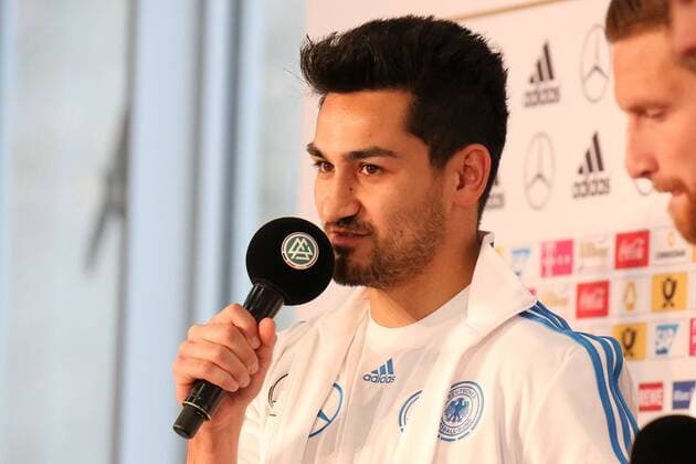 23.03.2015, xjfx, Fussball International, DFB Pressekonferenz vor dem Spiel gegen Australien, v.l. Itkay Guendogan (Deutsche Fussball Nationalmannschaft DFB),FREISTELLER