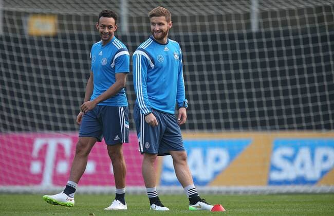 24.03.2014, Fussball Deutsche Nationalmannschaft, Abschlusstraining des DFB-Teams in der Commerzbank-Arena Frankfurt, vor dem Testspiel, Deutschland - Australien in Kaiserslautern. v.l. Karim Bellarabi (Deutschland) , Shkodran Mustafi (Deutschland) 