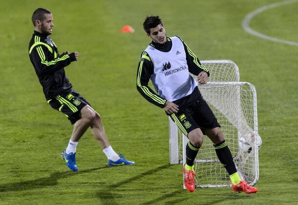 Spanish national team Nationalteam training session. In this picture, Mario Suarez and Alvaro Morata. xDIEGOxGxSOUTOx 
