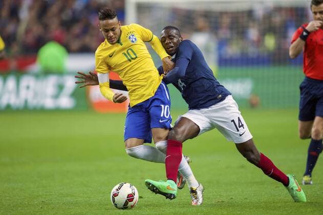 (L-R) Neymar of Brazil, Blaise Matuidi of France during the International Friendly Länderspiel match between France and Brazil on March 26, 2015 at Stade France in Paris, France. France v Brazil International Friendly 2014 2015 xVIxxIVx 3713354