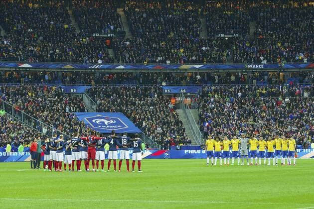 teams France and Brazil during one minute silence aircraft accident during the International Friendly Länderspiel match between France and Brazil on March 26, 2015 at Stade France in Paris, France. France v Brazil International Friendly 2014 2015 xVIxxIVx 3713991