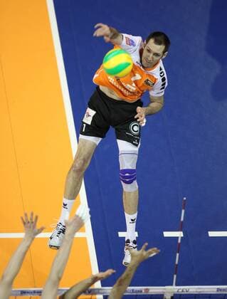 Berlin, Deutschland, 28.03.2015: Volleyball CEV Champions League Final 4 2015 - Halbfinale 1 BR Volleys - Zenit Kazan. Scott Joseph Touzinsky (BR Volleys 1)