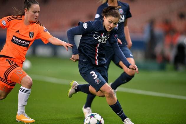 Laure Boulleau (psg) - Abbi Grant (gla) FOOTBALL : Paris SG vs Glasgow City - Ligue des champions feminine - quart de finale retour- 28 03 2015 AnthonyBIBARD FEP Panoramic 