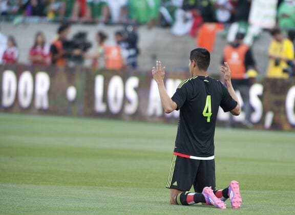 March 28, 2015 - Los Angeles, California, USA - 28 Mar 2015. Mexico defeated Ecuador, 1-0, in a friendly game held at the Los Angeles Coliseum. Pictured Hugo Ayala, Defender from team Mexico prior to the start of the game. Mexico defeated Ecuador, 1-0 - ZUMAp124