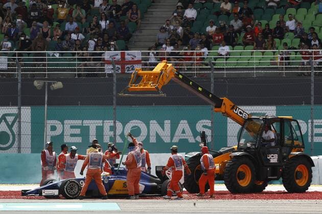 Motorsports: FIA Formula One World Championship WM Weltmeisterschaft 2015, Grand Prix of Malaysia, 9 Marcus Ericsson (SWE, Sauber F1 Team), xHOCHxZWEIx