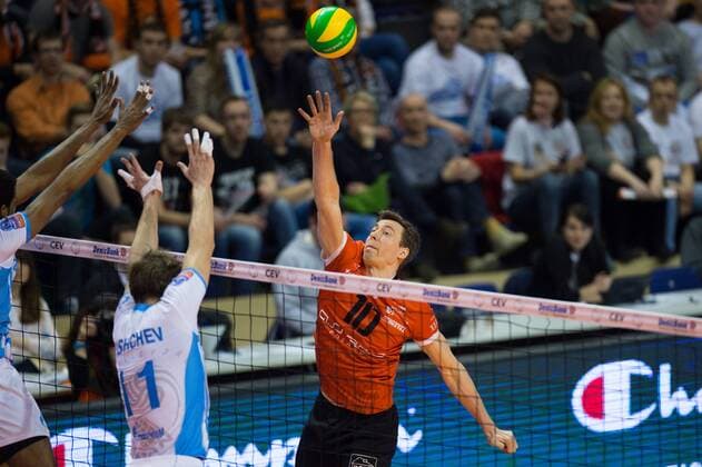 29.03.2015, Max Schmeling Halle, Berlin Volleyball, 2015 CEV Volleyball Champions League, Final Four, Finale, Zenit Kazan (RUS) vs. Asseco Resovia Rzeszow (POL) Block Doppelblock Wilfredo Leon ( 9 Kazan RUS), Andrey Ashchev ( 11 Kazan RUS) - Angriff Jochen Schöps Schoeps ( 10 Rzeszow)