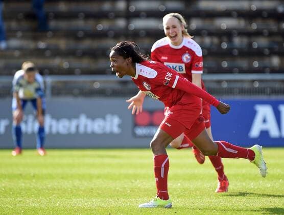 01.04.2015, xjhx, Fussball DFB Pokal Halbfinale Damen, 1.FFC Frankfurt - Turbine Potsdam, v.l.Genoveva Anonma (Turbine Potsdam) , Pauline Bremer (Turbine Potsdam)celebrate the goal 0:2