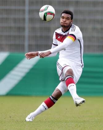 Fußball U19 Junioren EM-Qualifikation: Tschechische Republik - Deutschland, Soccer U19 Juniors EM Qualification Czech Republic - Germany, 31.03.2015, Wallddorf Germany, xmdx, Jonathan TAH ( 5 , Deutschland, Germany Fortuna Duesseldorf) Tschechische Republik - Deutschland