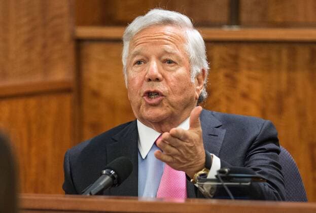 March 31, 2015 - Fall River, Massachusetts, U.S - New England Patriots owner Robert Kraft testifies during the murder trial of former Patriots football player Aaron Hernandez, Tuesday, March 31, 2015, at Bristol County Superior Court in Fall River, Mass. Hernandez is accused of killing Odin Lloyd in June 2013. Aaron Hernandez Trial - ZUMAp124