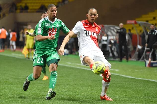 KEVIN MONNET-PAQUET (asse) - DIMITAR BERBATOV (mon) FOOTBALL : Monaco vs Saint Etienne - Ligue 1 - 03 04 2015 FEP Panoramic 
