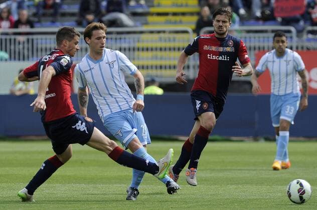 Lucas Biglia Lazio Lorenzo Crisetig Cagliari - Cagliari, 04-04-2015 - Serie A 2014 2015 - Cagliari Calcio - Lazio Roma 1-3 -