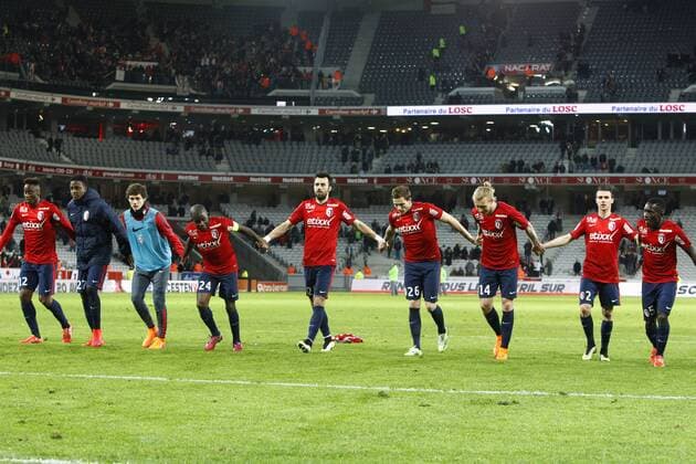 joie equipe (Lille) FOOTBALL : OSC Lille vs Stade Reims - Ligue 1 - 04 04 2015 - GwendolineLeGoff 