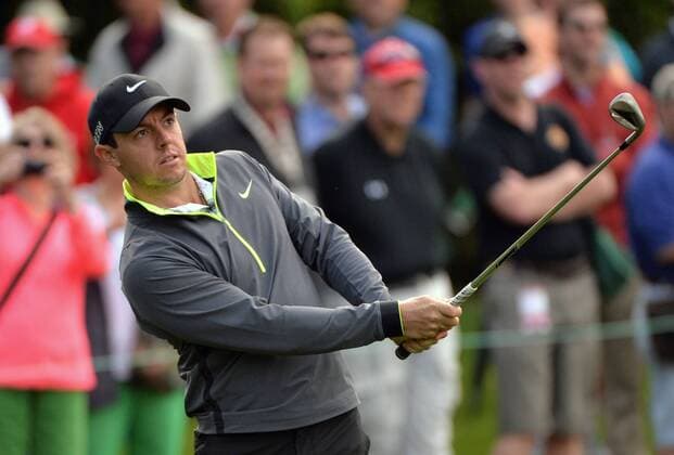 Rory McIlroy chips on the first green during a practice round prior to the 2015 Masters Tournament at Augusta, National in Augusta, Georgia on April 6, 2015. The Masters will start on Thursday, April 9.  AUG20150406311 KEVINxDIETSCH