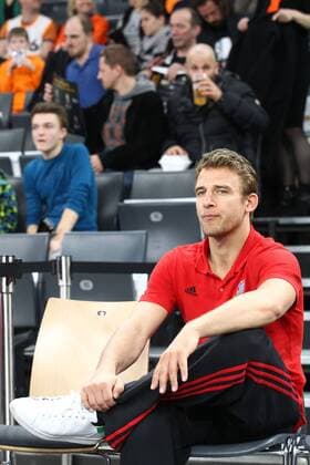 Heiko Schaffartzik ( FC Bayern Basketball ) spielte nicht ratiopharm ulm vs. FC Bayern Basketball, Beko Basketball Bundesliga, 05.04.2015 EP_HLR