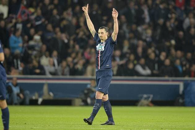 joie de Zlatan Ibrahimovic (PSG) apres son but sur penalty 100e but sous le maillot du psg FOOTBALL : FC Paris St Germain PSG vs AS Saint Etienne - 1 2Finale Coupe de France - 08 04 2015 JBAutissier Panoramic 