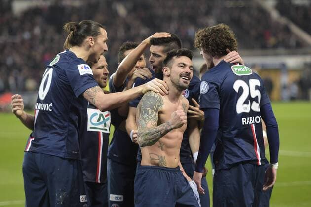 joie des joueurs Parisiens apres le but de Ezequiel Lavezzi (PSG) FOOTBALL : FC Paris St. Germain PSG vs AS St. Etienne - 1 2finale Coupe de France - 08 04 2015 JBAutissier Panoramic 