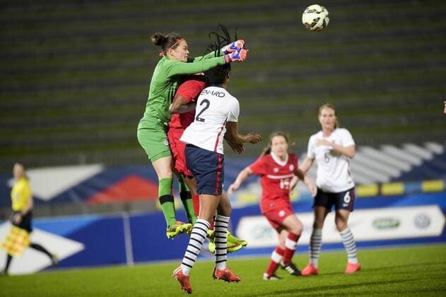 Wendie Renard (France) vs Erin McLeod (Canada) FOOTBALL : France vs Canada - Amical - 09 04 2015 JBAutissier Panoramic 