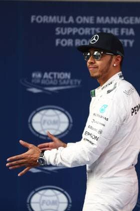 11.04.2015 - Qualifying, Lewis Hamilton (GBR) Mercedes AMG F1 W06 pole position Chinese Grand Prix, Shanghai 09 - 12 April 2015 