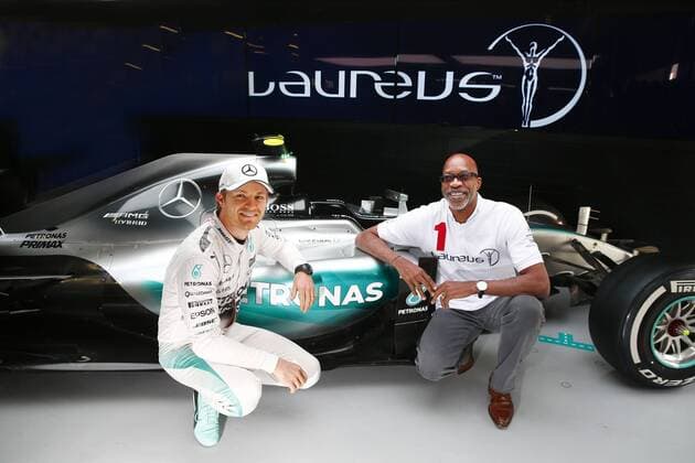 Motorsports: FIA Formula One World Championship WM Weltmeisterschaft 2015, Grand Prix of China, Edwin Corley Moses (USA), 6 Nico Rosberg (GER, Mercedes AMG Petronas Formula One Team), xHOCHxZWEIx