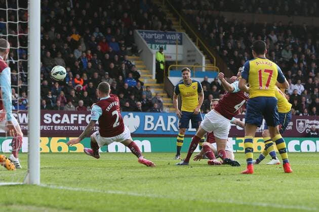 Arsenal s Aaron Ramsey scores the opening goal - Burnley vs. Arsenal - Barclay s Premier League - Turf Moor - Burnley - 11 04 2015 Pic Philip Oldham Sportimage EDITORIAL USE ONLY. No use with unauthorised audio, video, data, fixture lists, club league logos or live services. Online in-match use limited to 120 images, no video emulation. No use in betting, games or single club league player publications.