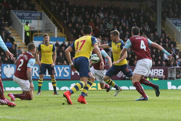 Arsenal s Aaron Ramsey scores the opening goal - Burnley vs. Arsenal - Barclay s Premier League - Turf Moor - Burnley - 11 04 2015 Pic Philip Oldham Sportimage EDITORIAL USE ONLY. No use with unauthorised audio, video, data, fixture lists, club league logos or live services. Online in-match use limited to 120 images, no video emulation. No use in betting, games or single club league player publications.
