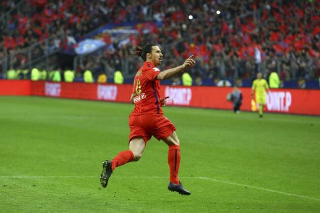 Aktuell Fußball, Frankreich, Finale Ligapokal, Paris St. Germain - SC Bastia joie Zlatan Ibrahimovic PSG FOOTBALL Bastia vs Paris Saint Germain Finale Coupe de la Ligue 11 04 2015 GwendolineLeGoff Panoramic 